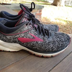 Brooks Launch 5